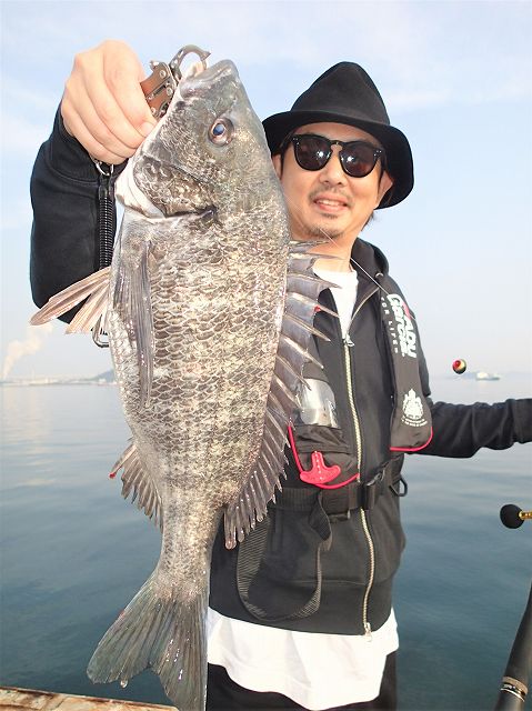 KUGAさんのチヌ45cm