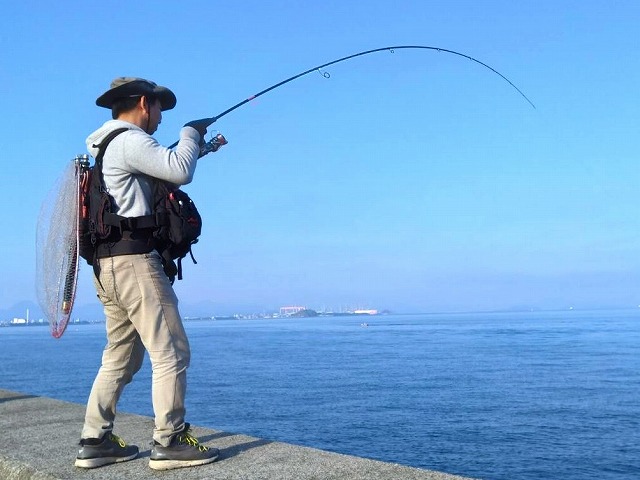 ロッドを曲げるさだぼう!さん